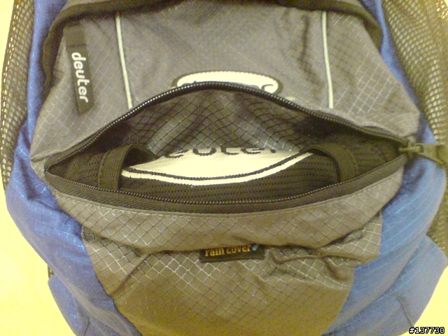 [簡單分享]DEUTER背包+SOURCE水袋+GORE-TEX防水外套