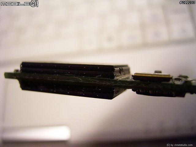 [Eee PC] 2 x 16GB 行動碟 + USB Hub + 藍芽改裝