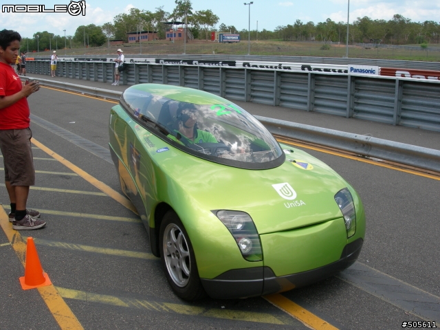 [分享] 世界澳洲太陽能車賽