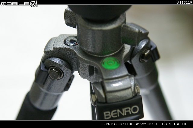 不到3000的入門腳架：Benro A-057