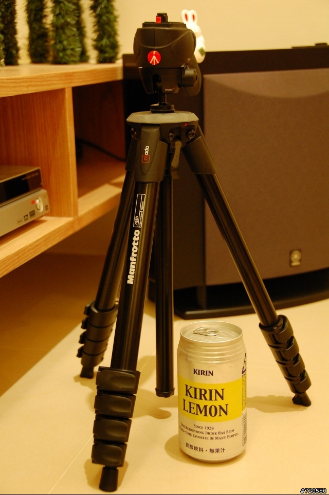[分享]NT:2200腳架再一發MANFROTTO 785B(2/2收到腳架背袋)