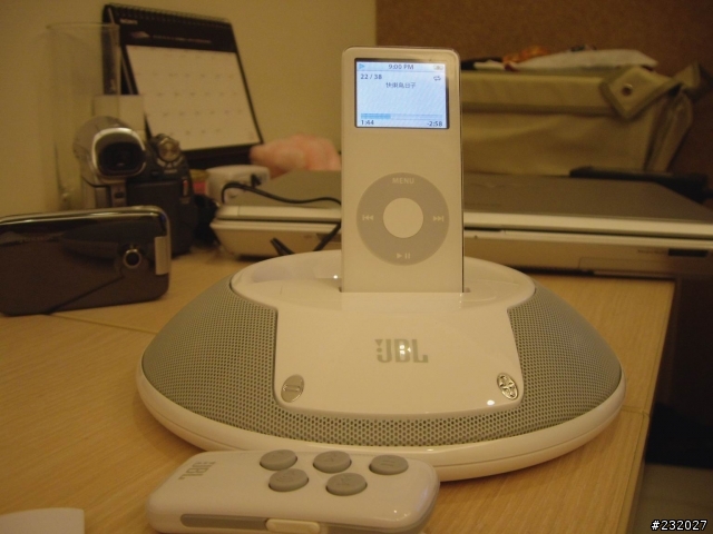 [分享喇叭]  JBL 出品 i pod 專屬喇叭