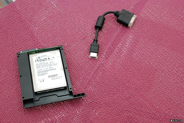 [分享]ASUS V1S  - 擴充能力佳的商務機
