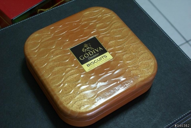 遲來的分享~GODIVA 聖誕節禮籃