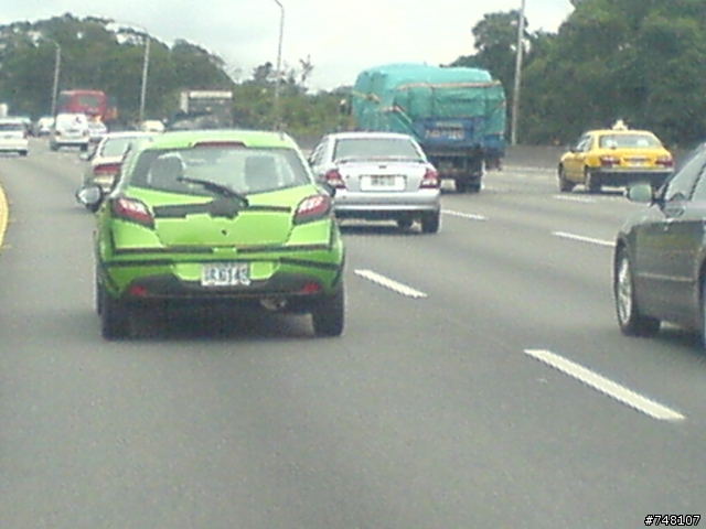 [偽裝車]國道1號北上桃園至三重~驚見偽裝小綠之100km/hr追緝