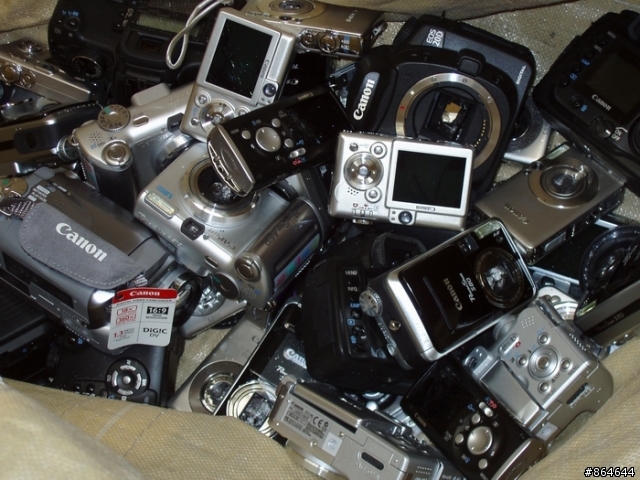 Canon相機廠退貨品銷毀實錄
