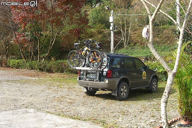 [路線分享]多納林道, 寒流夾雜下雨濃霧之通往林道 21K封閉處!!(37張圖)