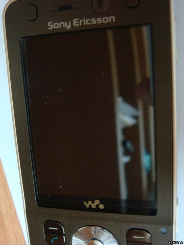 [勸敗+開箱]無可挑剔的外型SonyEricsson w910i