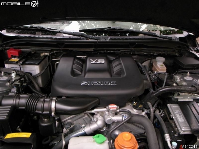 分享 SUZUKI Grand Vitara JP 淺色內裝