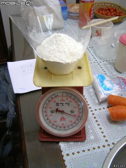 [分享]在家裡，也可以做披薩，省錢又好玩。