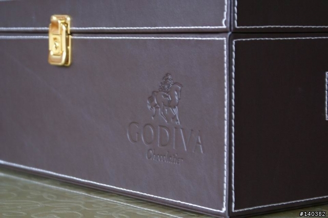 遲來的分享~GODIVA 聖誕節禮籃