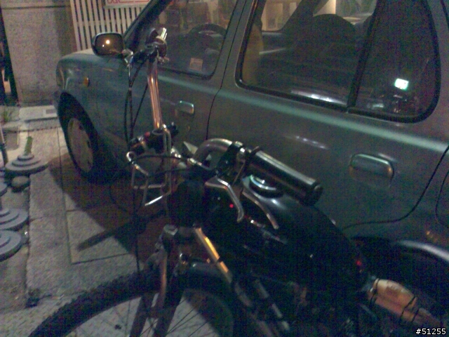 這是腳踏車還是摩托車!!!