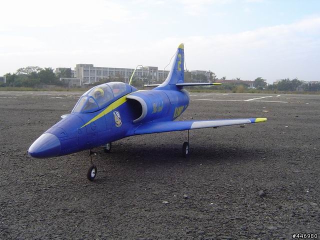 [分享]高難度遙控飛機製作PART1～美國海軍藍天使