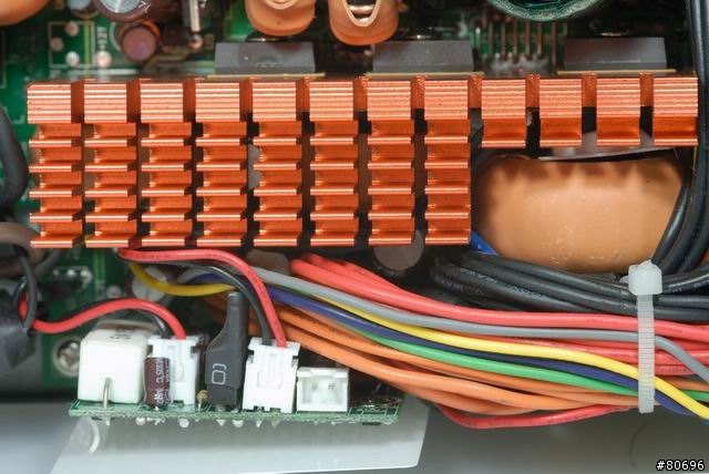 XIGMATEK NRP 850W模組化電源供應器簡介及測試