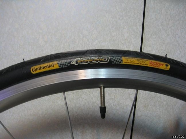 分享~GIANT formulaOne & Advance ISP超輕化1K/T800碳纖維車架(環法賽T-Mobile 車隊版圖裝)