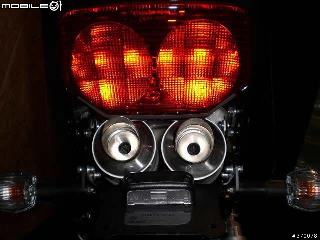 CB400 中置尾管?