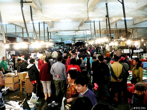 意外的夜遊，安平漁市場