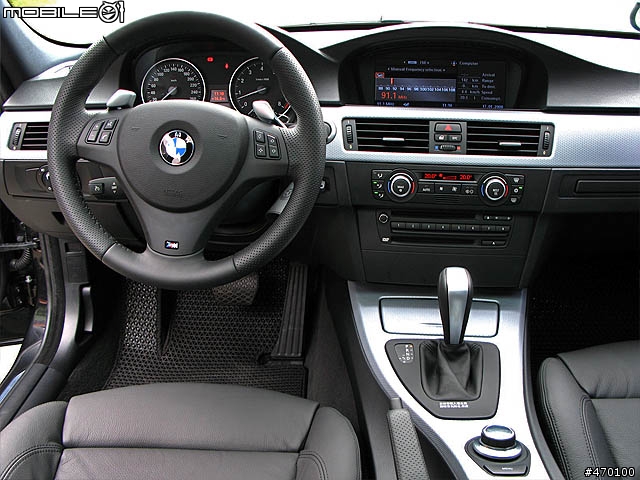 台灣首部E90四門335i