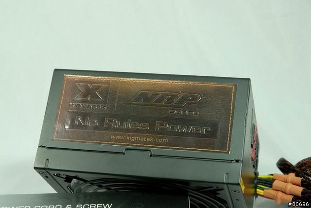 XIGMATEK NRP 850W模組化電源供應器簡介及測試