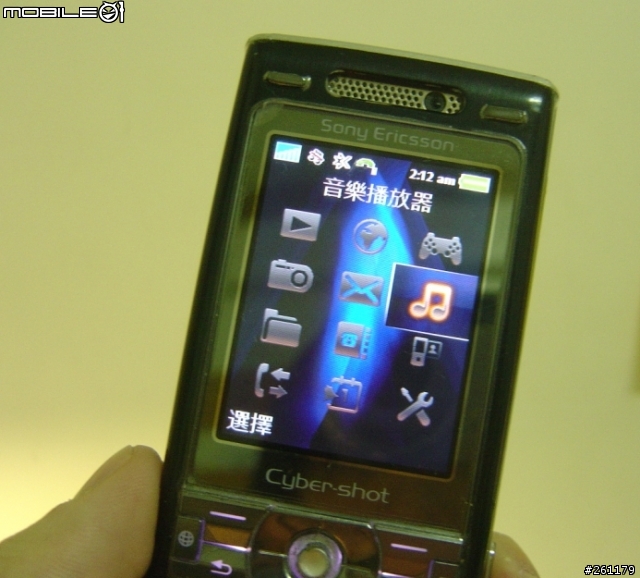 終於成功了!!漂亮的K800I選單 1/23新增好料的^^