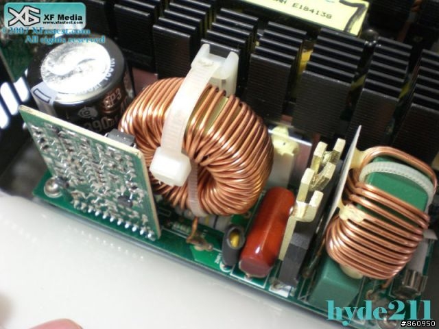 [簡測] ENERMAX INFINITI 720W 模組化