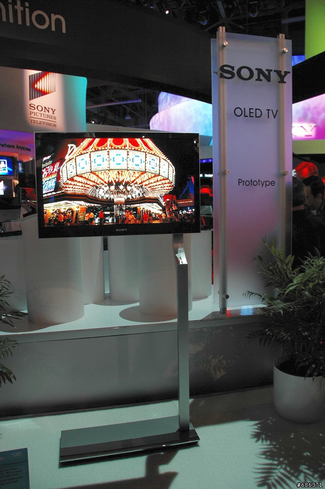 [CES 2008] Sony 大尺寸 OLED 電視，對比度高達一百萬比一