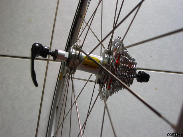 [分享] 我自己動手組裝的公路車