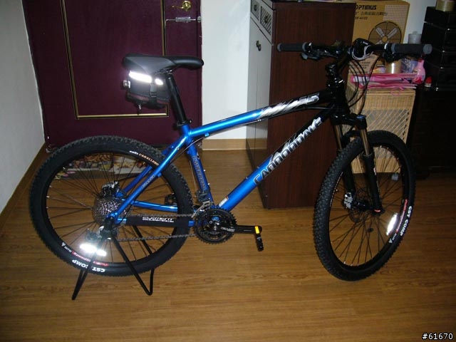 我的第一輛cannondale F5 入手囉~~
