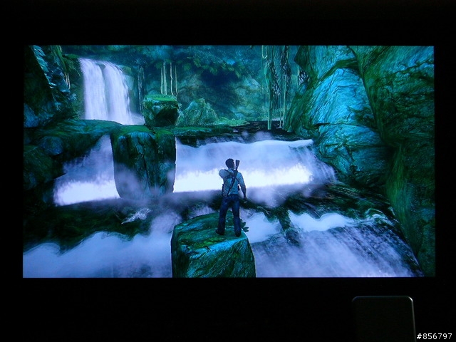 關於液晶電視的測試片[新增BENQ-SH4241測試圖片]