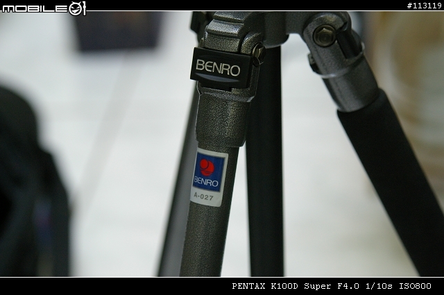 不到3000的入門腳架：Benro A-057