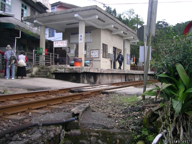 3v水冷 jog50--> 基隆-->瑞芳-->平溪-->汐止-->基隆-->一日遊