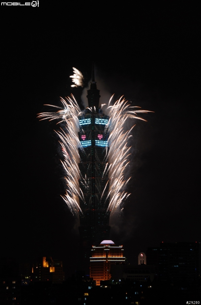 D80 N 18-200mm 2008 Taipei 101 煙火分享