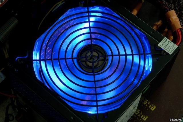 XIGMATEK NRP 850W模組化電源供應器簡介及測試