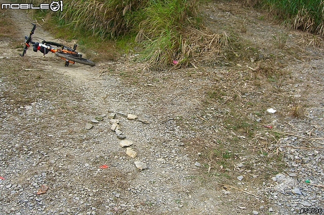 [路線分享]多納林道, 寒流夾雜下雨濃霧之通往林道 21K封閉處!!(37張圖)