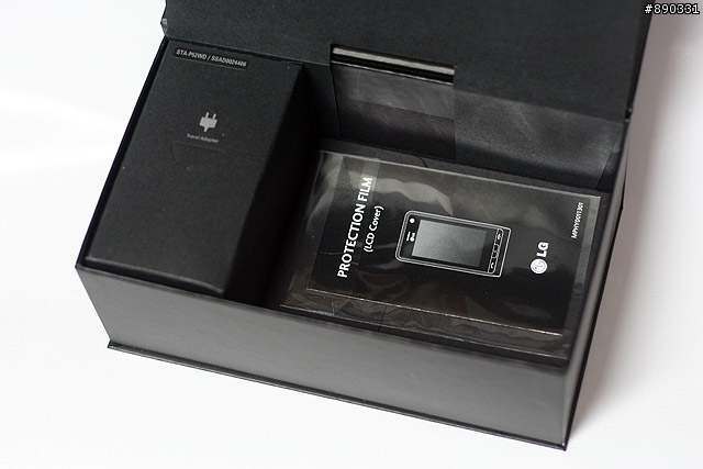 [分享] LG KU990 Viewty 精緻的包裝
