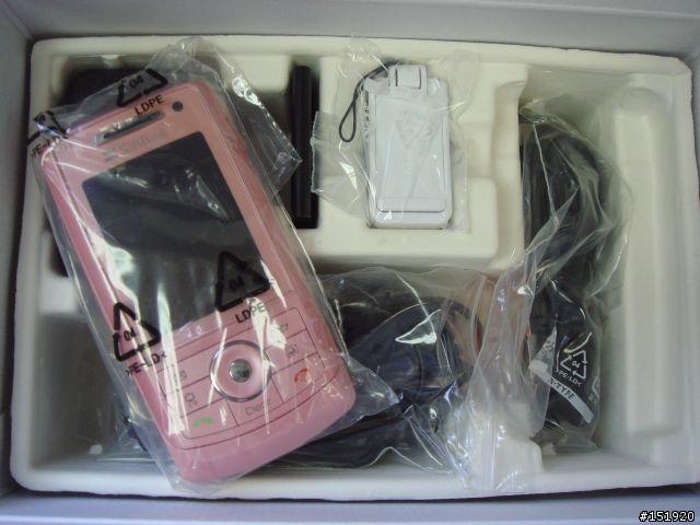 又來拉..920T VS 920SH VS 805SC softbank TV 電話 PINK LADY 系列..