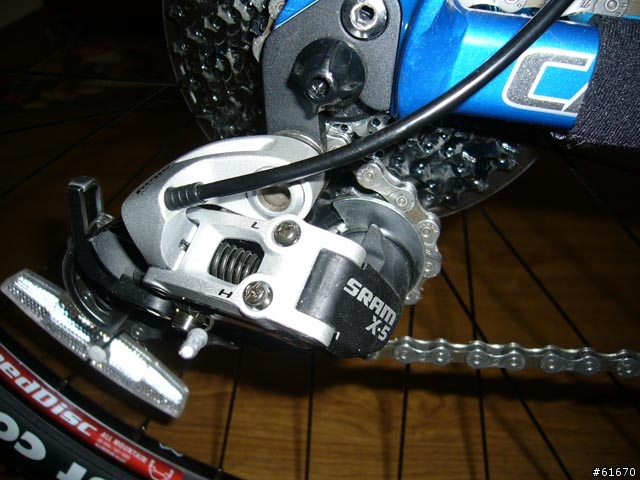 我的第一輛cannondale F5 入手囉~~