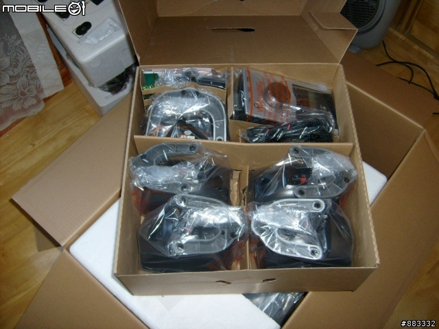 [開箱文] 羅技5.1喇叭 Z-5500 360開箱文在第4頁有連結