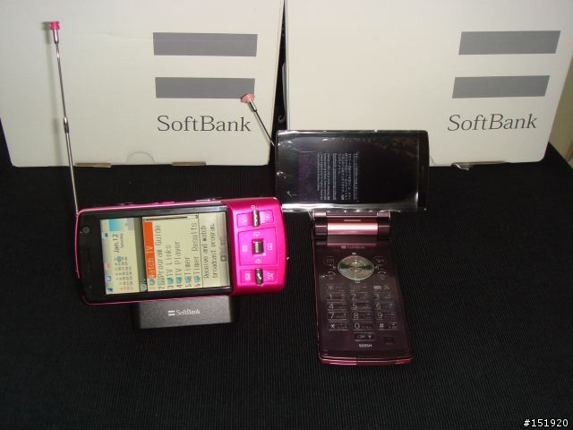 又來拉..920T VS 920SH VS 805SC softbank TV 電話 PINK LADY 系列..