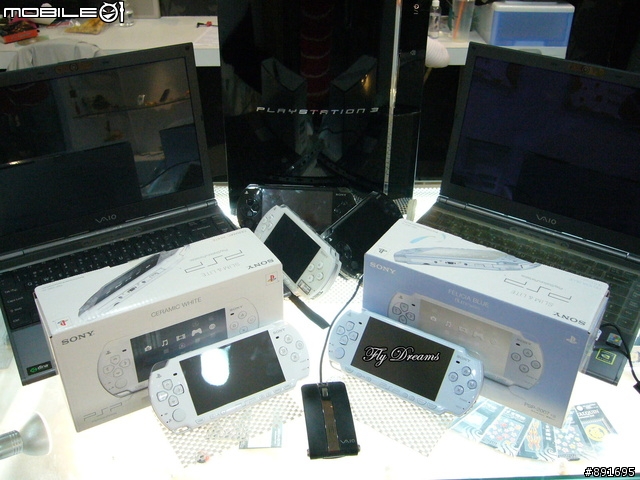 過年到啦 SONY愛用者我也要除舊布新了 預祝大家新年快樂!!!!