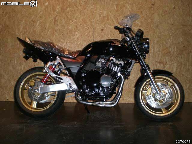 CB400 中置尾管?