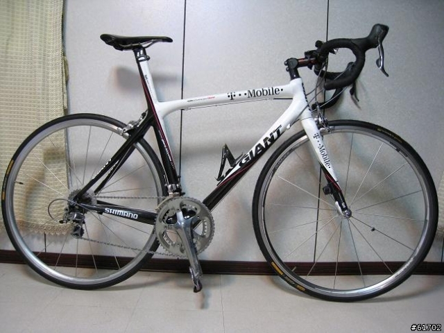 分享~GIANT formulaOne & Advance ISP超輕化1K/T800碳纖維車架(環法賽T-Mobile 車隊版圖裝)