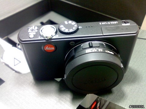 [心得]首度敗筆~Leica我來了!! D-LUX3 (上)