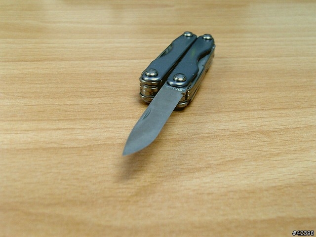 (分享)隨身小工具Leatherman squirt S4
