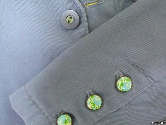 我買了一件西裝外套有人聽他的的品牌TROVATA？(有圖)