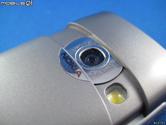 [分享] 經典老機 Nokia 6680