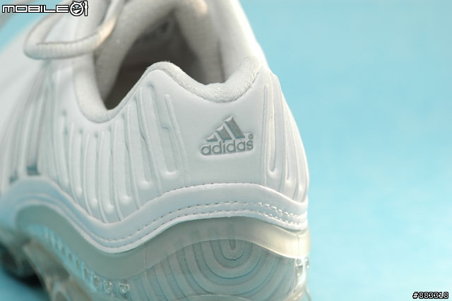 [開箱] adidas Megabounce+ 2008 W不只慢跑 旅行也該穿來減壓