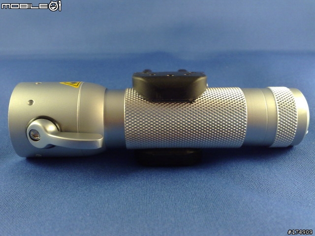 [分享]夜晚中的一盞明燈-LED LENSER® 全世界首創有遠近光燈的腳踏車手電筒