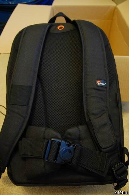 新手連續開箱~SB400小神燈+Lowepro Fastpack 250+OP/TECH Super Classic Strap [圖多]