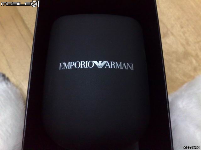 [分享]收到生日禮物EMPRORIO&ARMANI 和 白雪手套